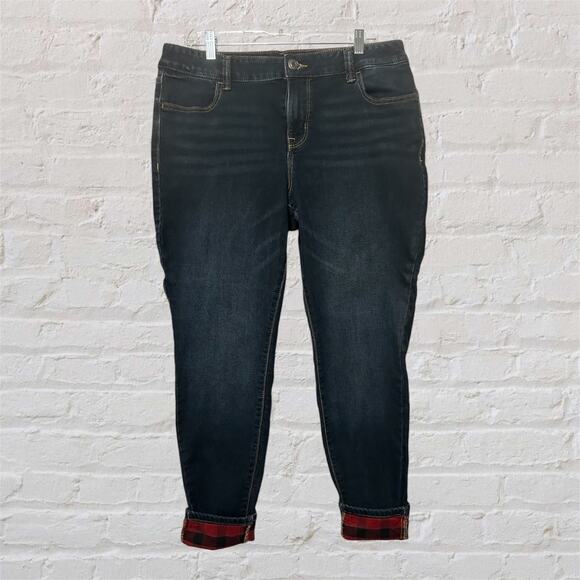 M Jeans by Maurices Plus 16W Reg Stretch Mid Rise Soft Plaid Cuff Skinny Jeans - Picture 1 of 10